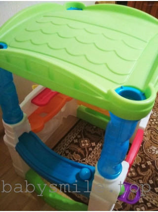 Детский домик-веранда с шариками