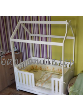 Ліжко-будиночок з бортиком (сосна, вільха, ясен)