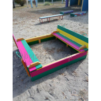 Песочница детская с крышкой цветная  1.5х1.5 м