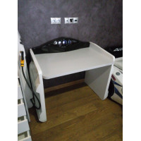 Стіл письмовий білий з серії Автомобільні пристрасті